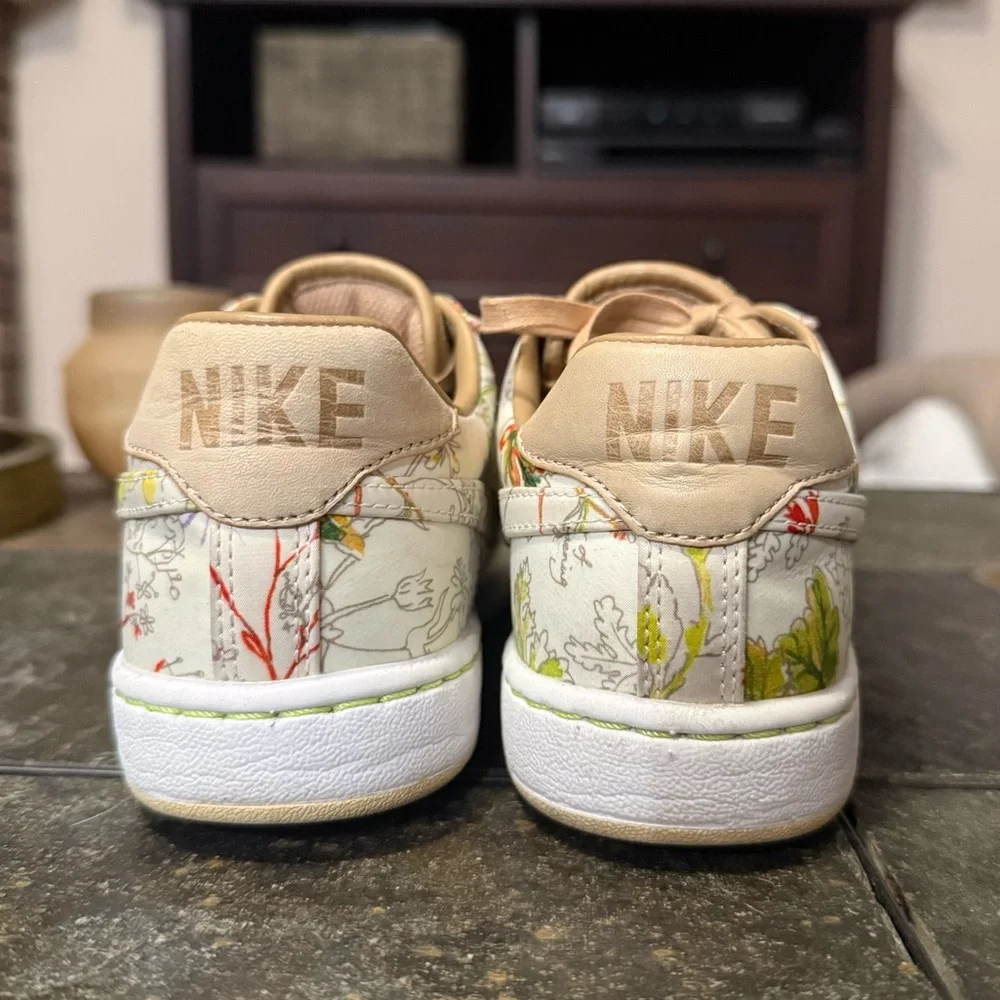 Nike Liberty Of London x Wmns Tennis Shoes
